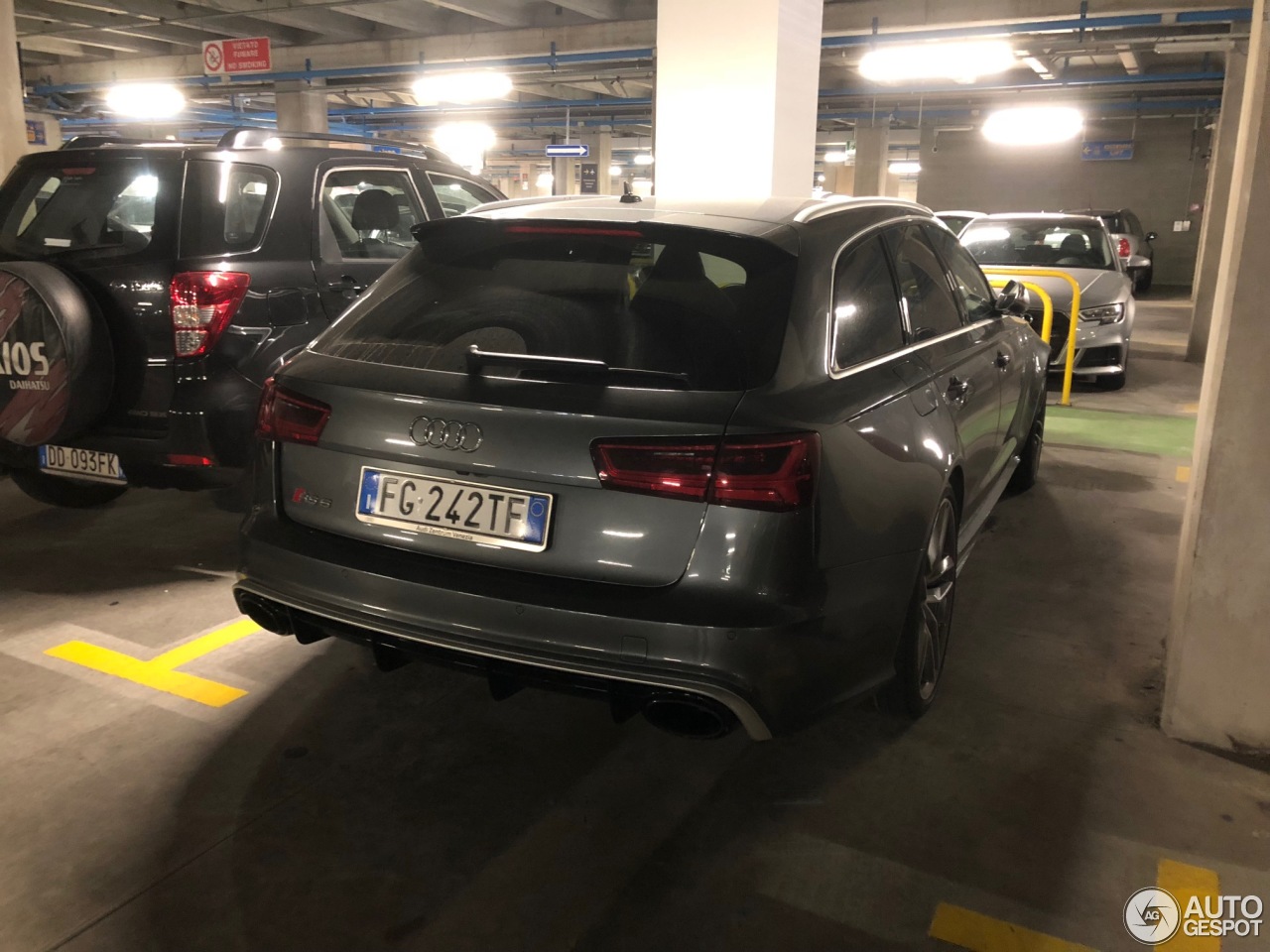 Audi RS6 Avant C7 2015