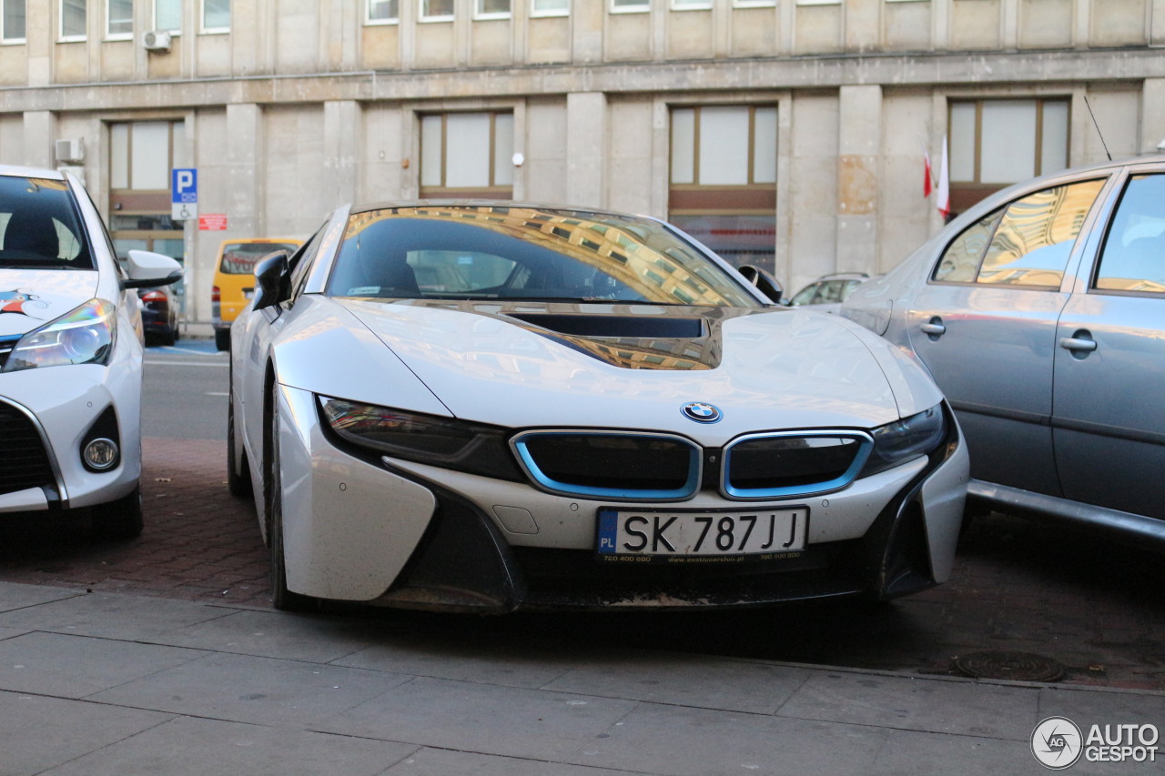 BMW i8