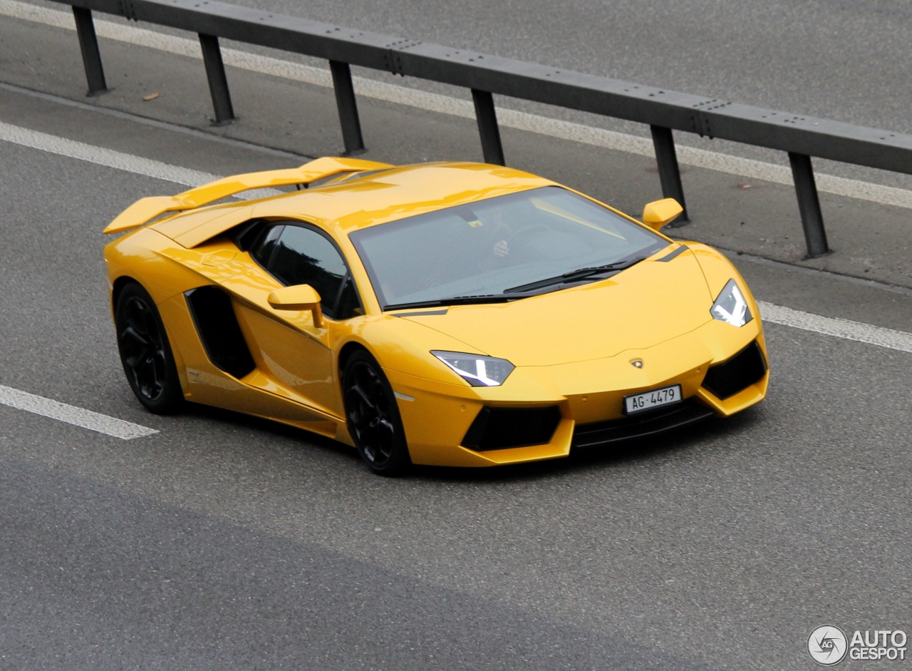 Lamborghini Aventador LP700-4