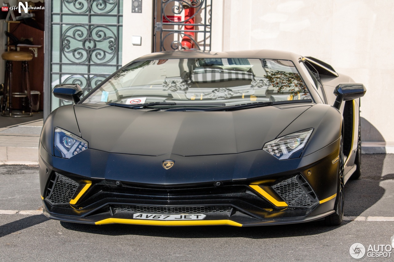 Lamborghini Aventador S LP740-4 Roadster