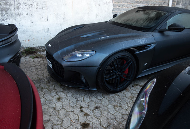 Aston Martin DBS Superleggera