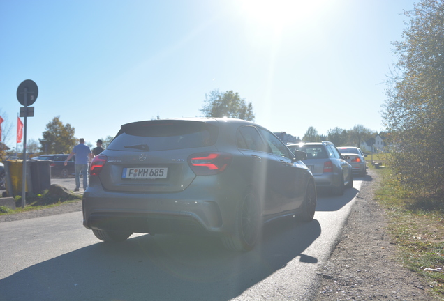 Mercedes-AMG A 45 W176 2015