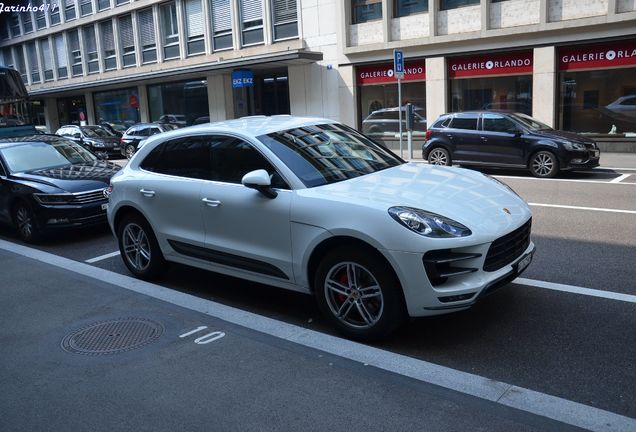 Porsche 95B Macan Turbo