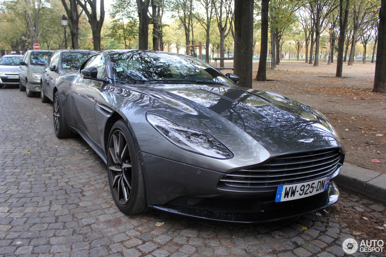 Aston Martin DB11