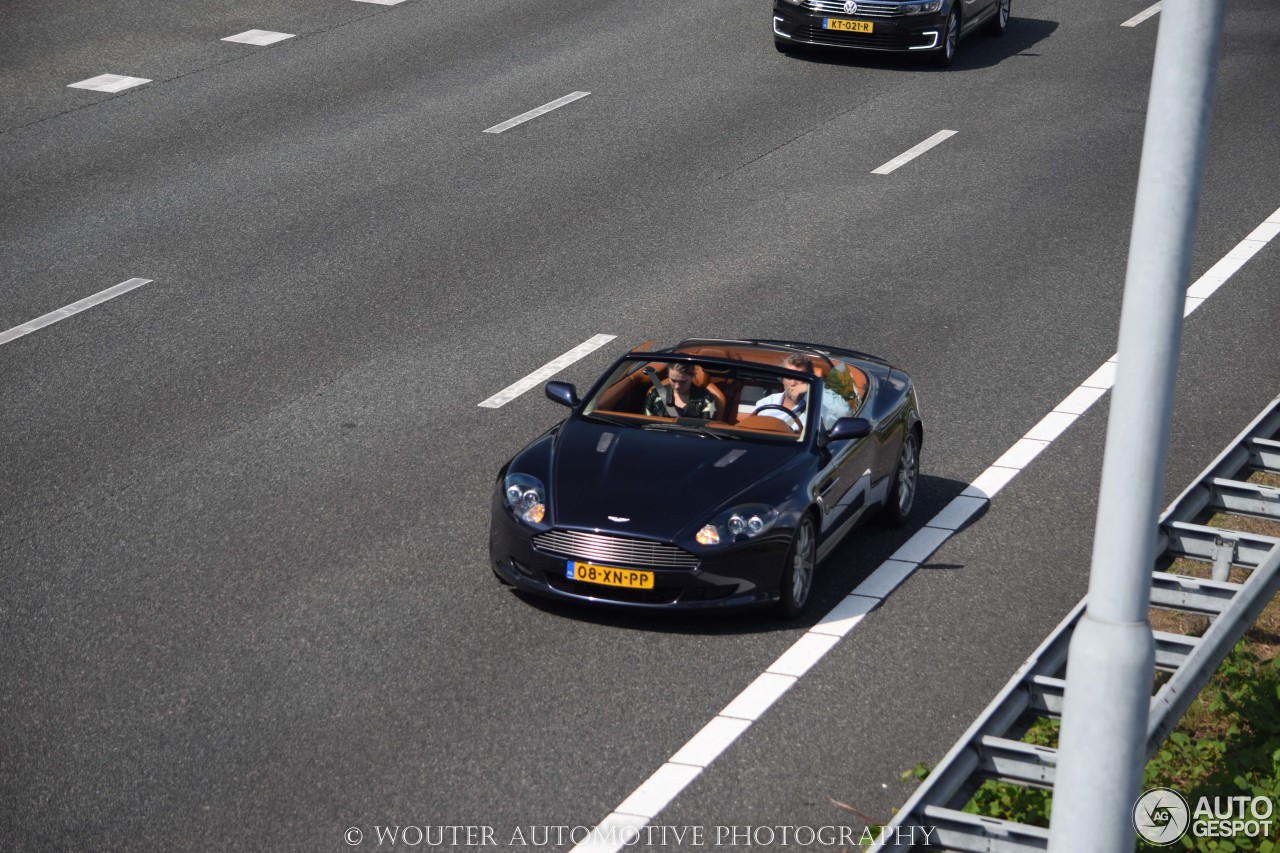 Aston Martin DB9 Volante