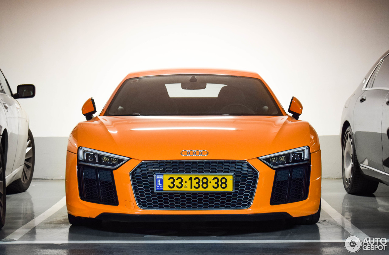 Audi R8 V10 2015