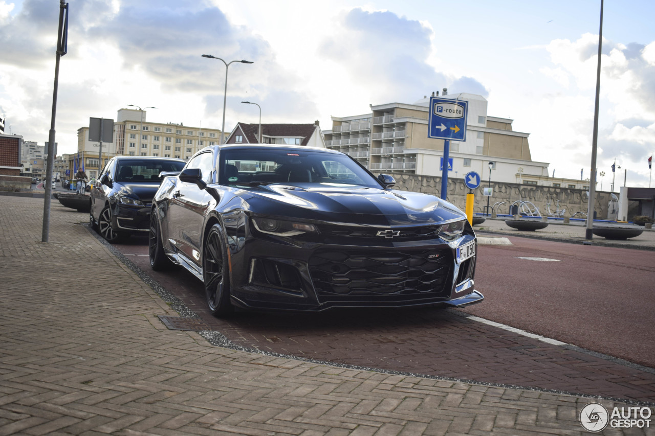 Chevrolet Camaro ZL1 2016