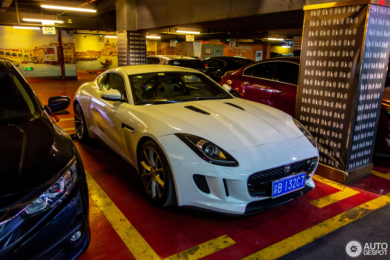 Jaguar F-TYPE S Coupé