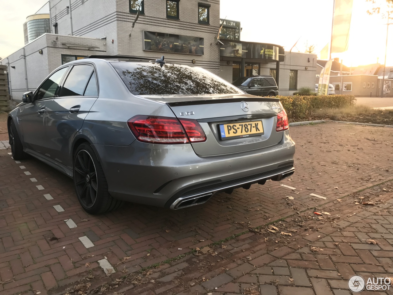 Mercedes-Benz E 63 AMG S W212