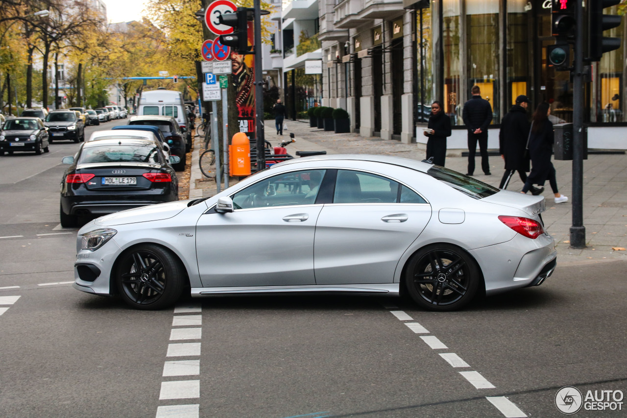 Mercedes-Benz CLA 45 AMG C117