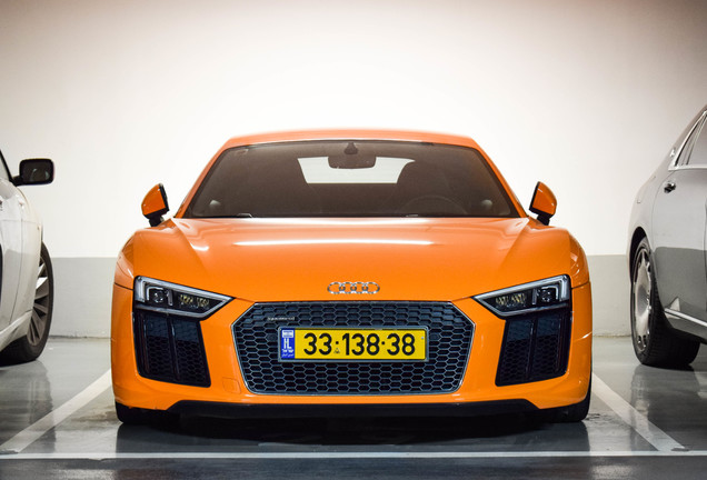 Audi R8 V10 2015