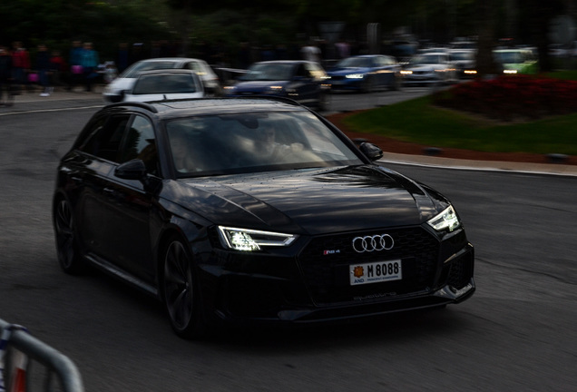 Audi RS4 Avant B9