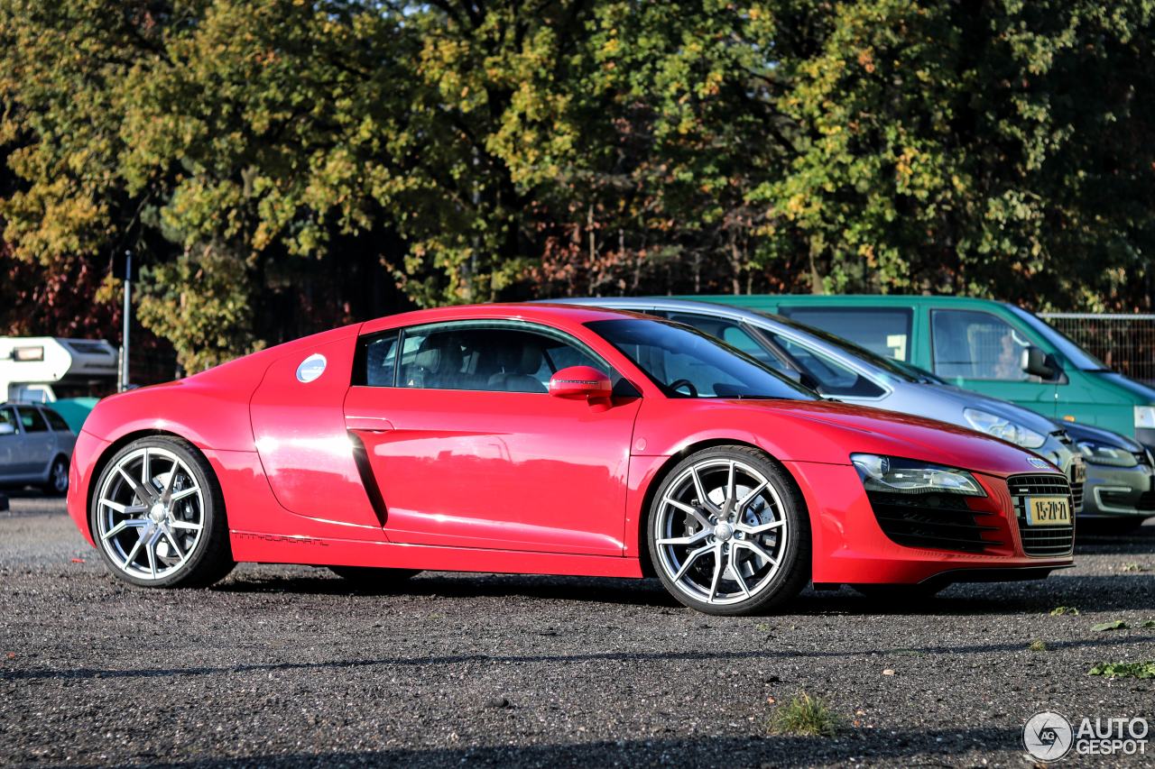 Audi R8