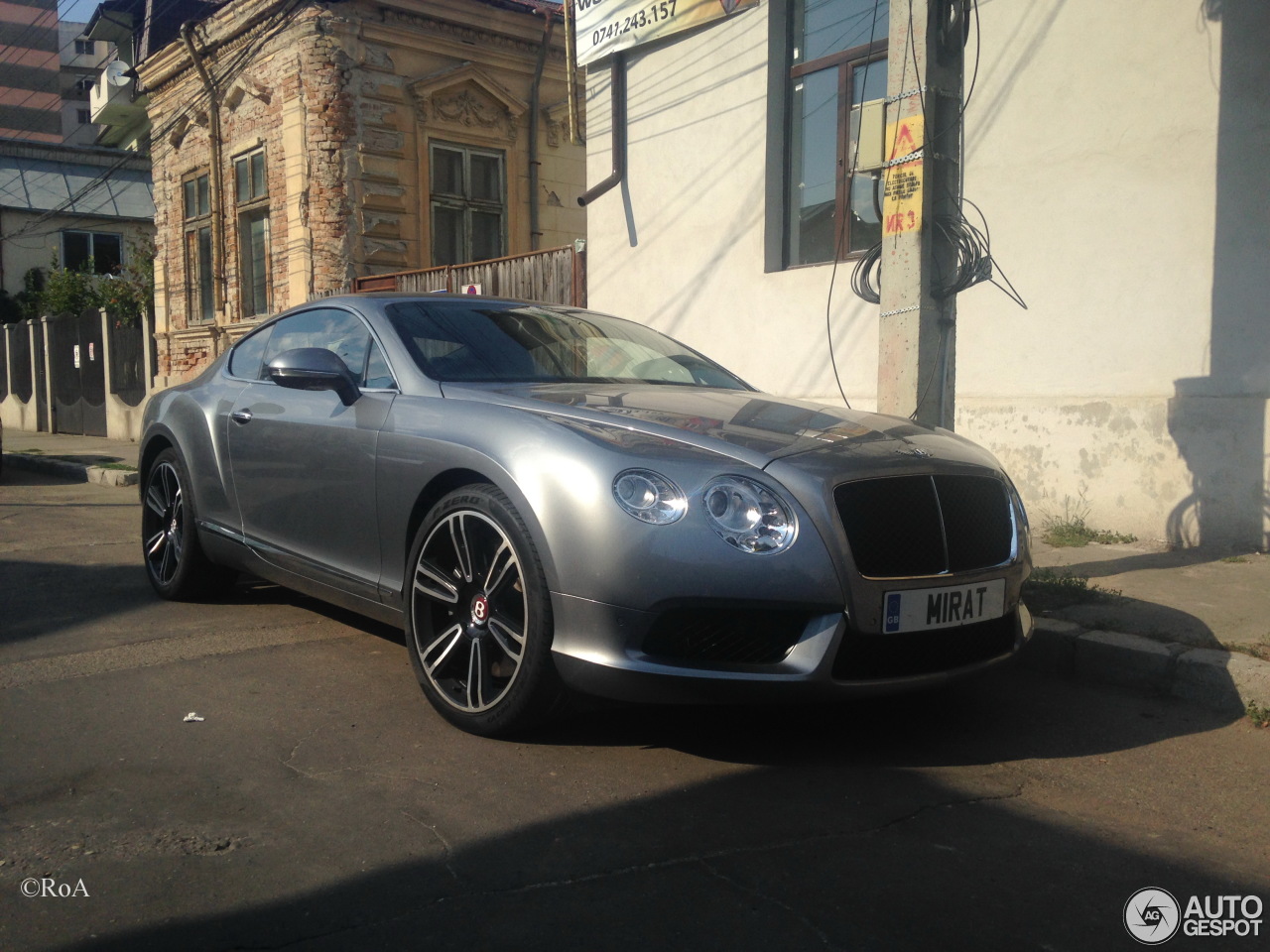 Bentley Continental GT V8