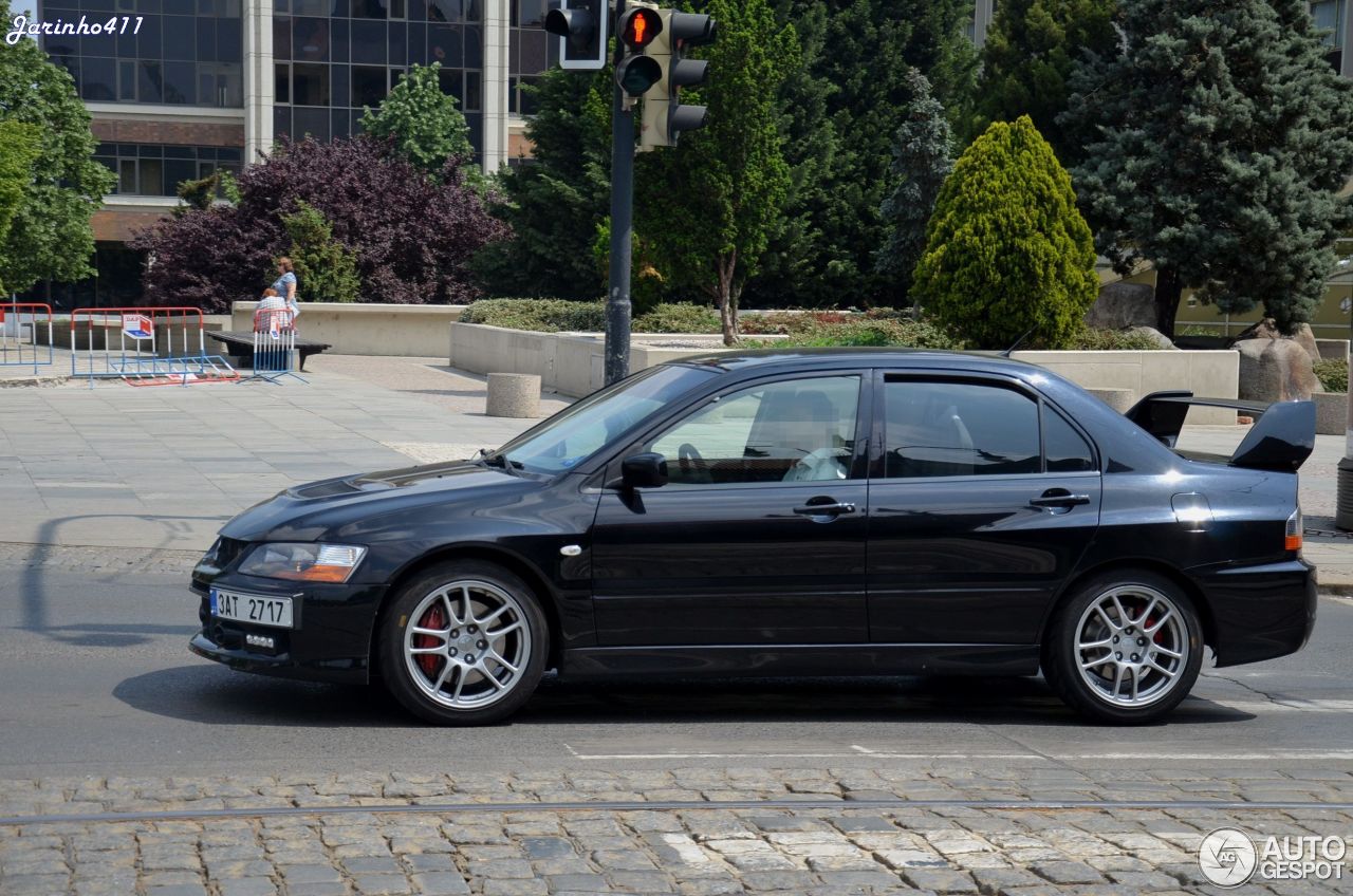 Mitsubishi Lancer Evolution IX