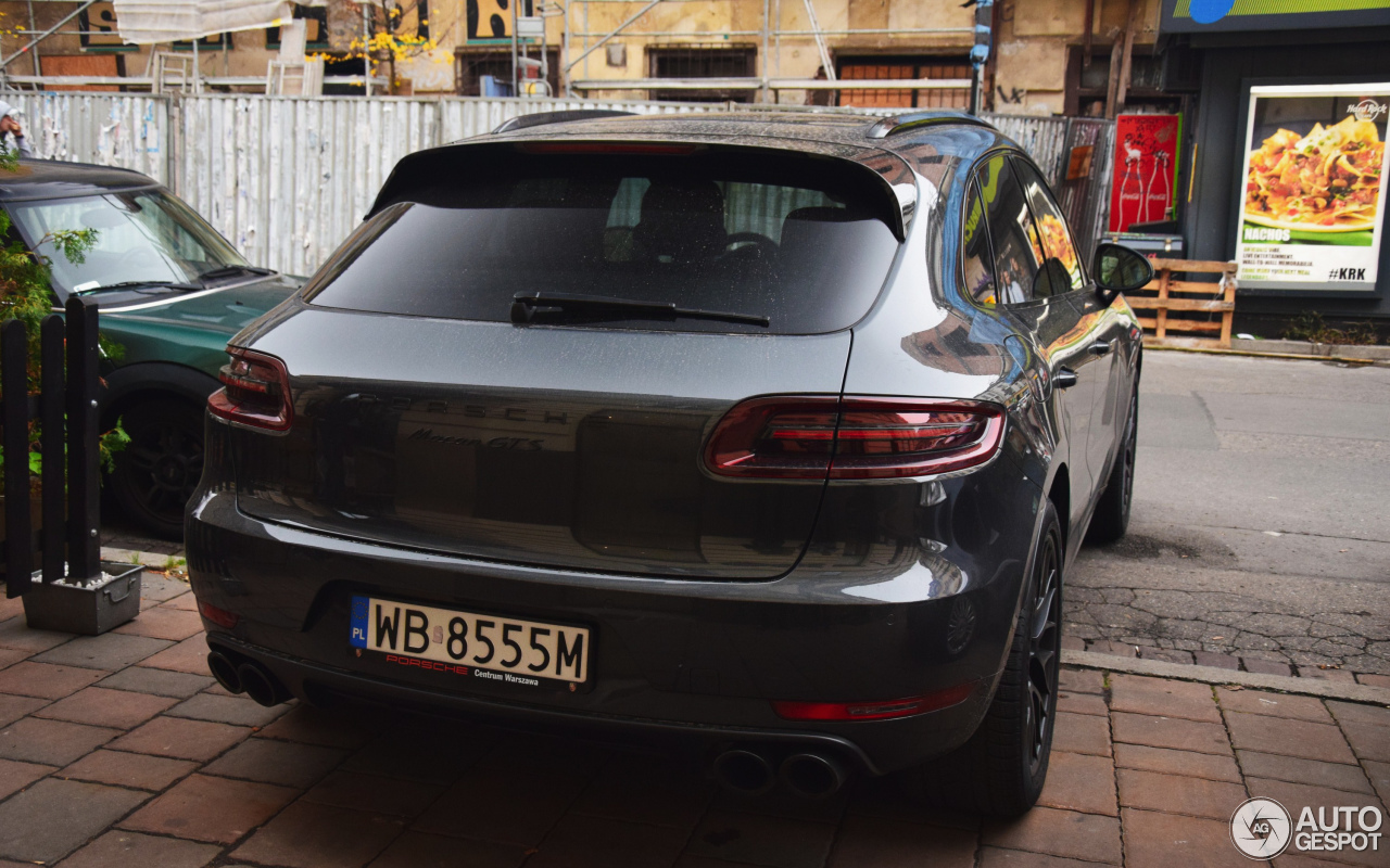 Porsche 95B Macan GTS