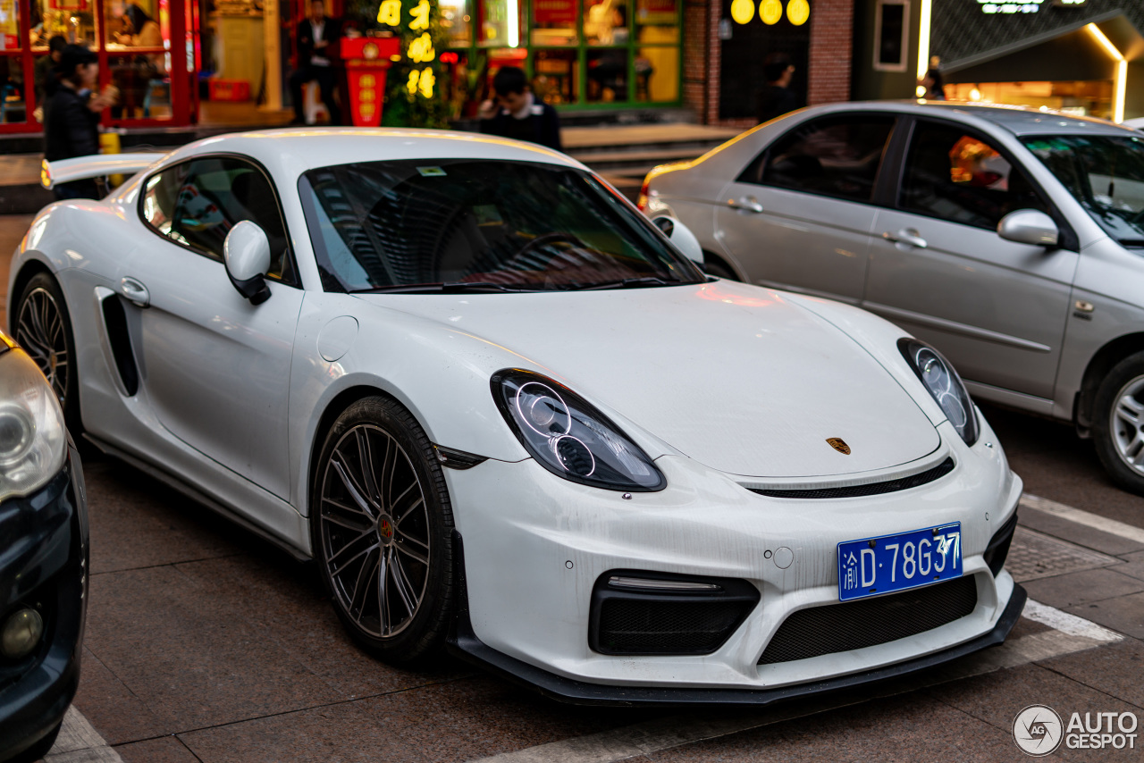 Porsche 981 Cayman GT4 Vorsteiner V-CS Aero