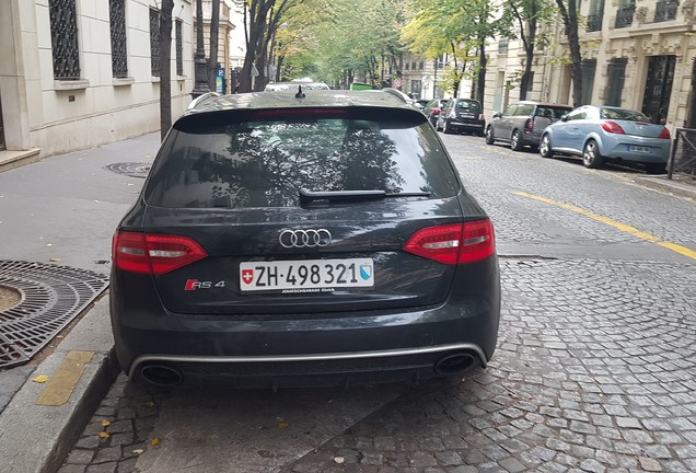 Audi RS4 Avant B8