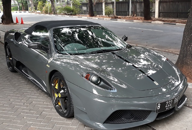 Ferrari Scuderia Spider 16M