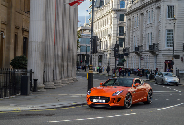 Jaguar F-TYPE S Coupé