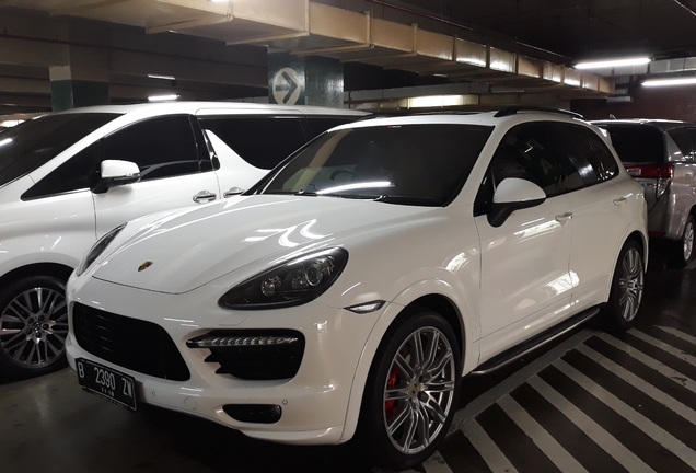 Porsche 958 Cayenne GTS