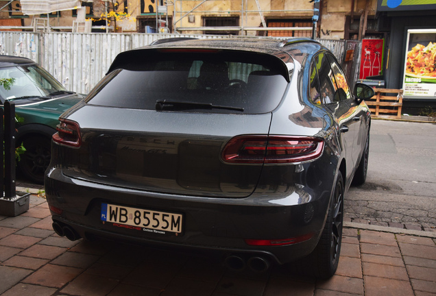 Porsche 95B Macan GTS