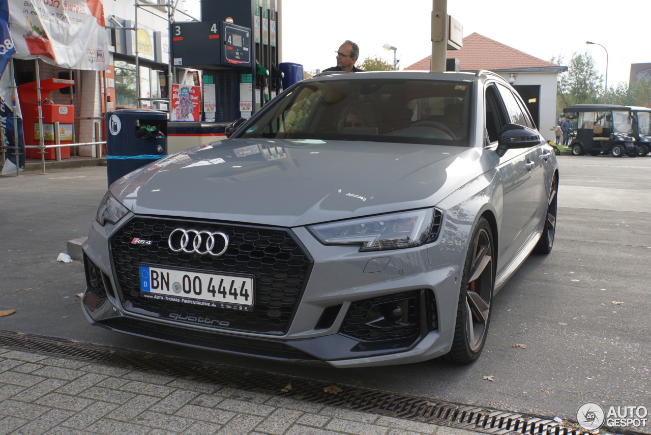 Audi RS4 Avant B9