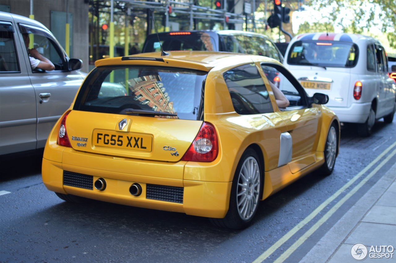 Renault Clio V6 Phase II