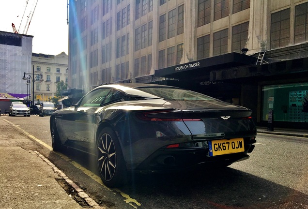 Aston Martin DB11