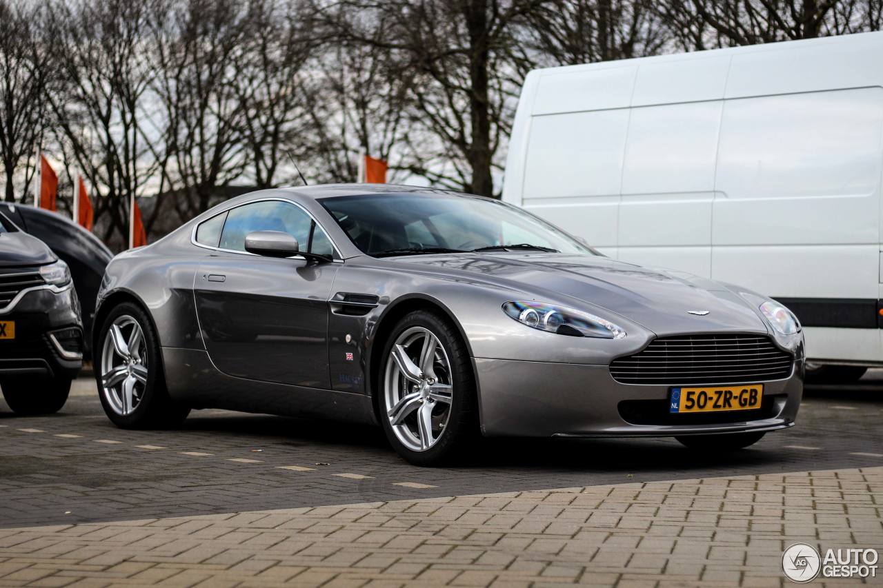 Aston Martin V8 Vantage