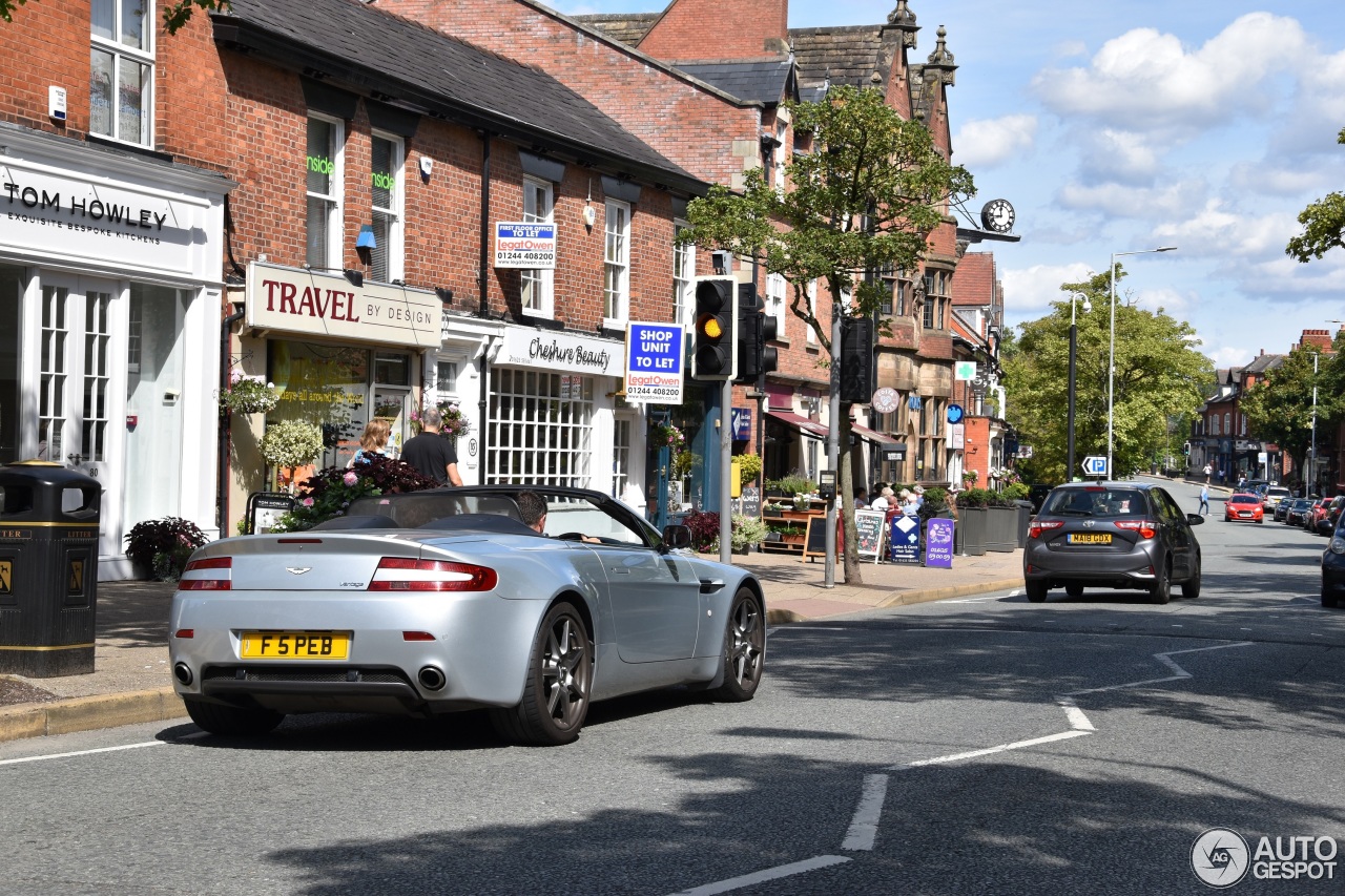 Aston Martin V8 Vantage Roadster