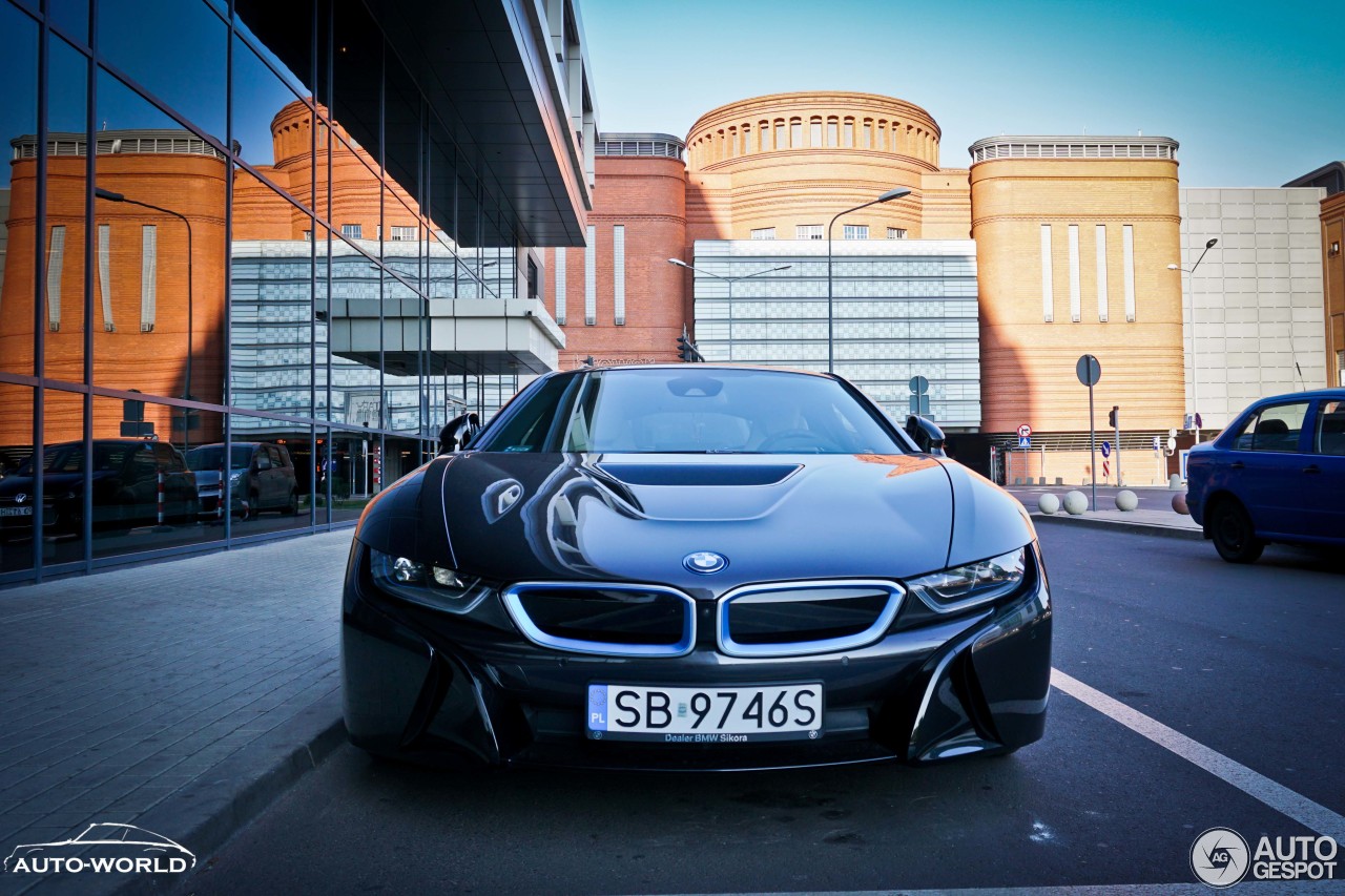 BMW i8