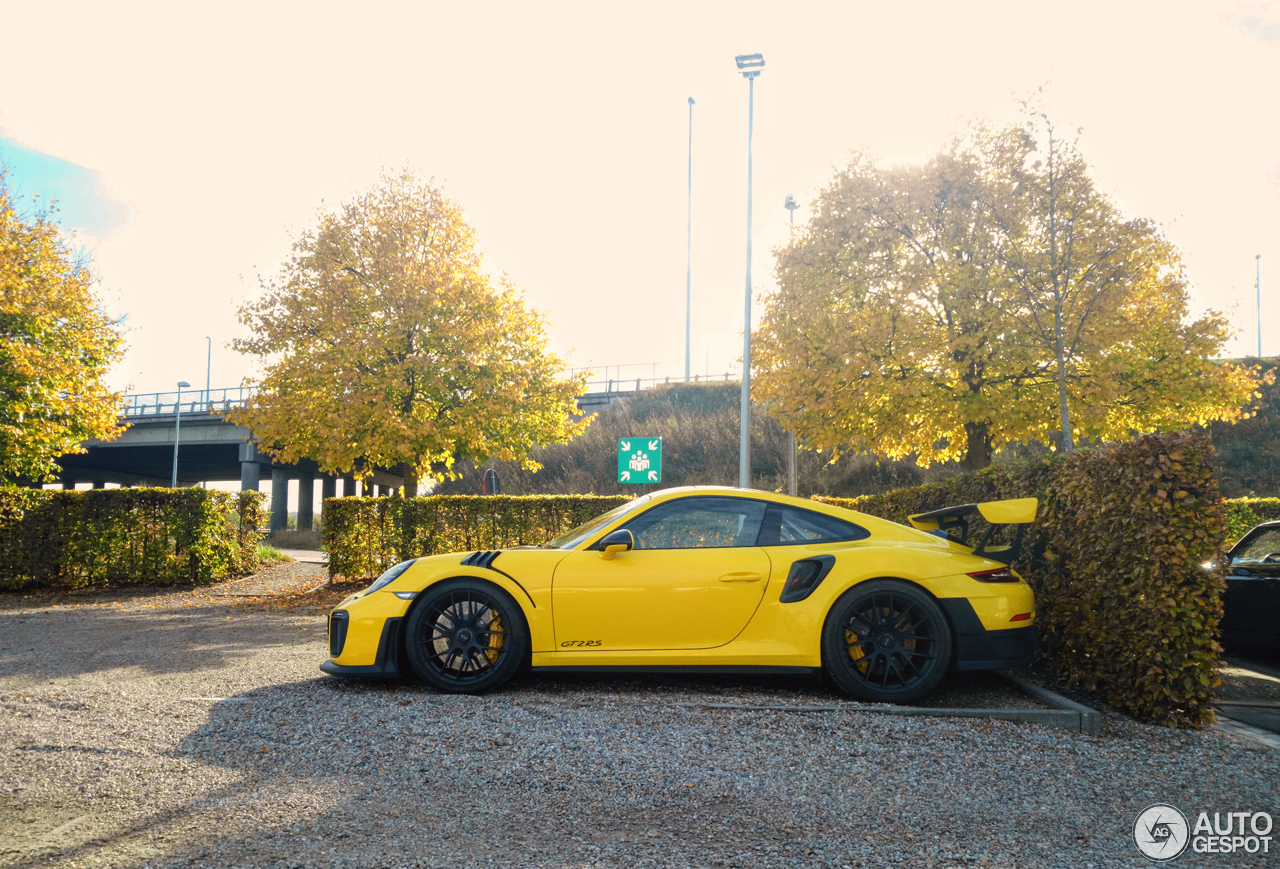 Porsche 991 GT2 RS Weissach Package