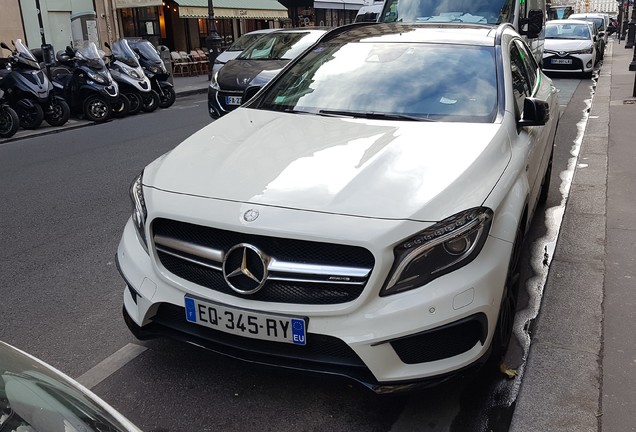 Mercedes-AMG GLA 45 X156