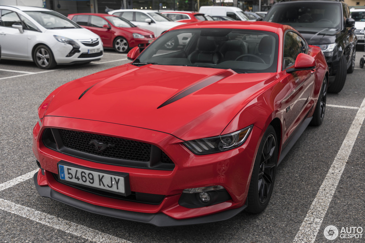 Ford Mustang GT 2015 Black Shadow Edition