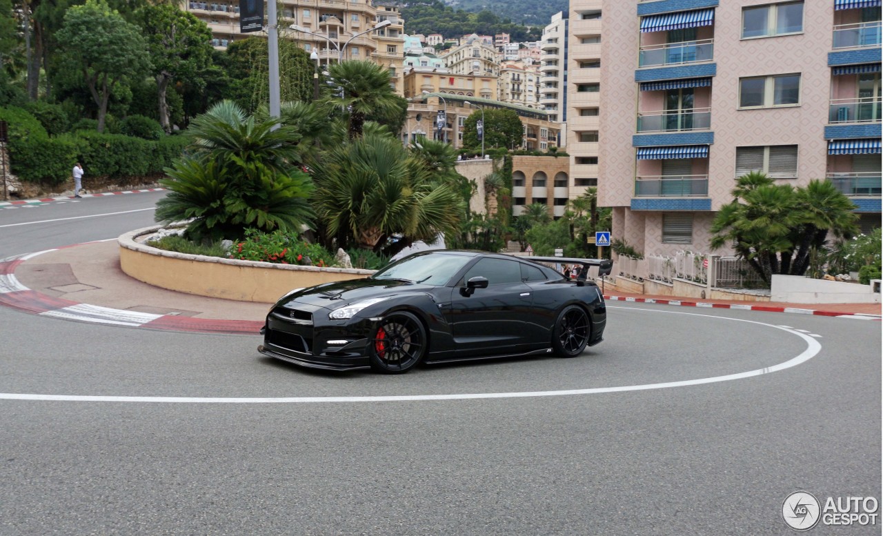 Nissan GT-R 2014