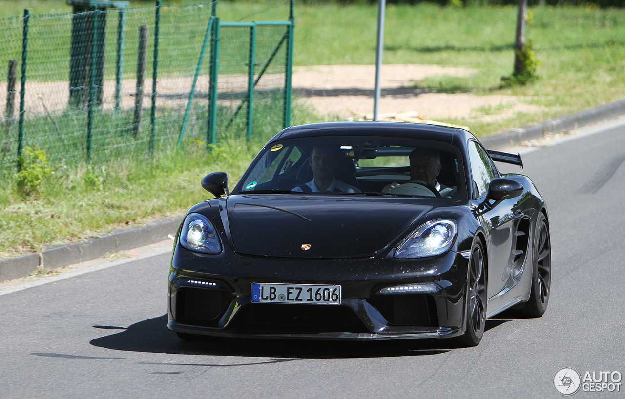 Porsche 718 Cayman GT4