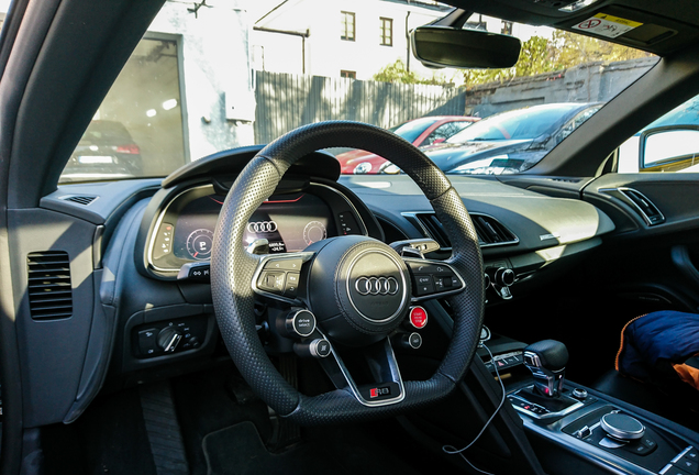 Audi R8 V10 Spyder 2016