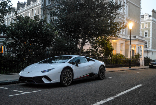 Lamborghini Huracán LP640-4 Performante