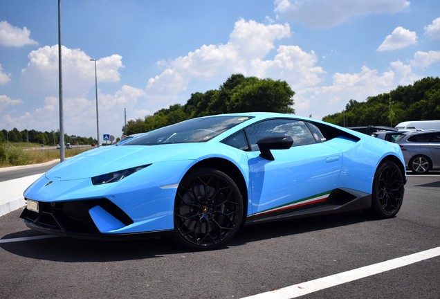 Lamborghini Huracán LP640-4 Performante