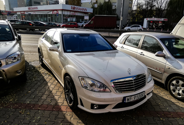 Mercedes-Benz S 65 AMG V221