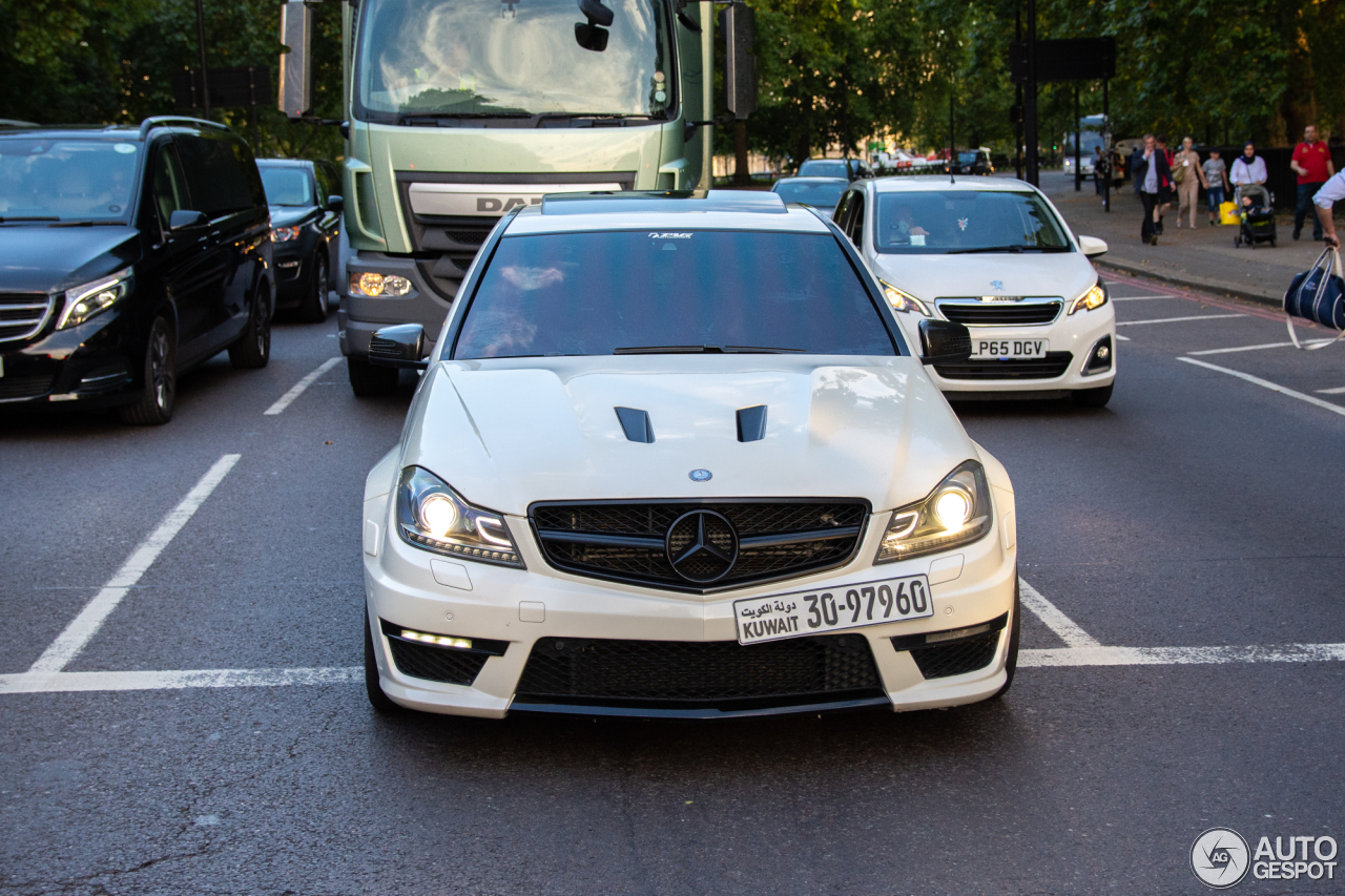 Mercedes-Benz C 63 AMG Edition 507