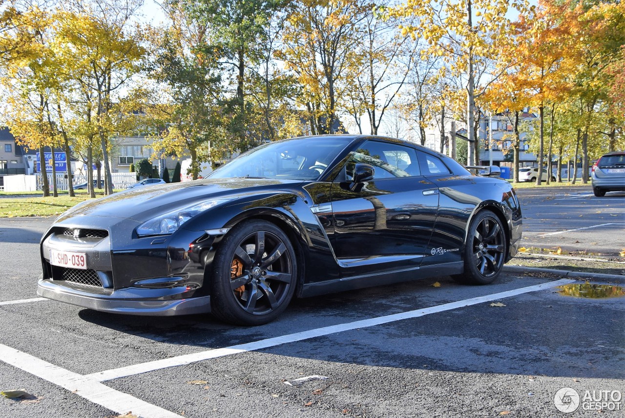 Nissan GT-R