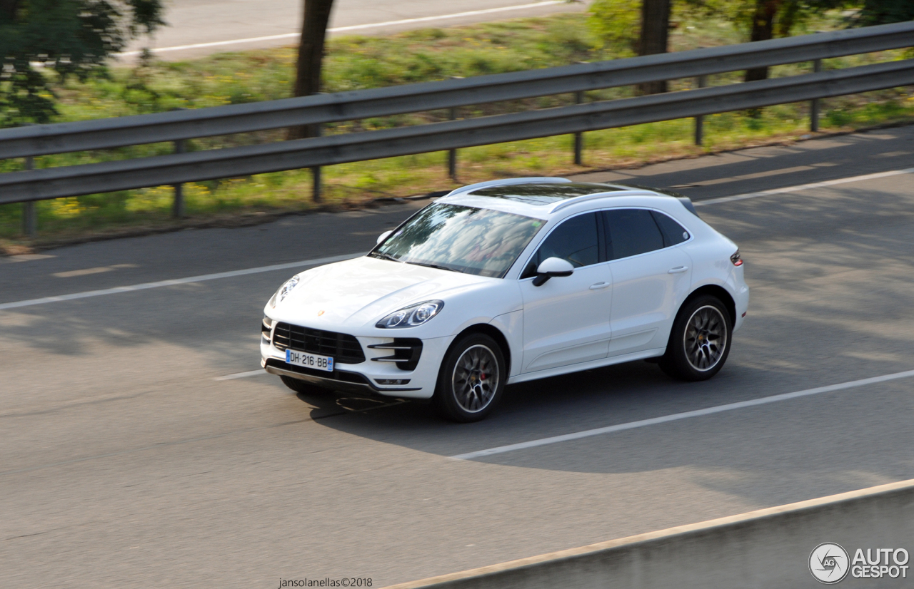 Porsche 95B Macan Turbo