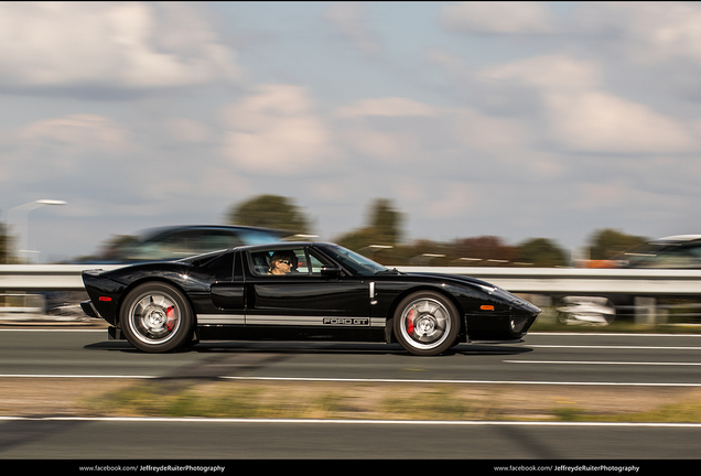 Ford GT