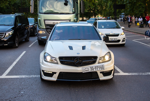 Mercedes-Benz C 63 AMG Edition 507