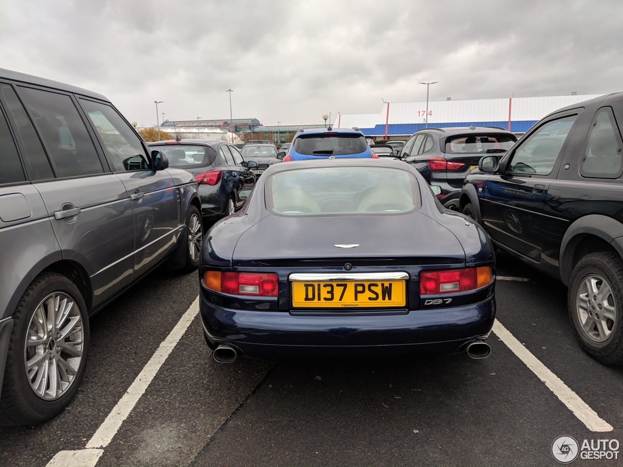 Aston Martin DB7