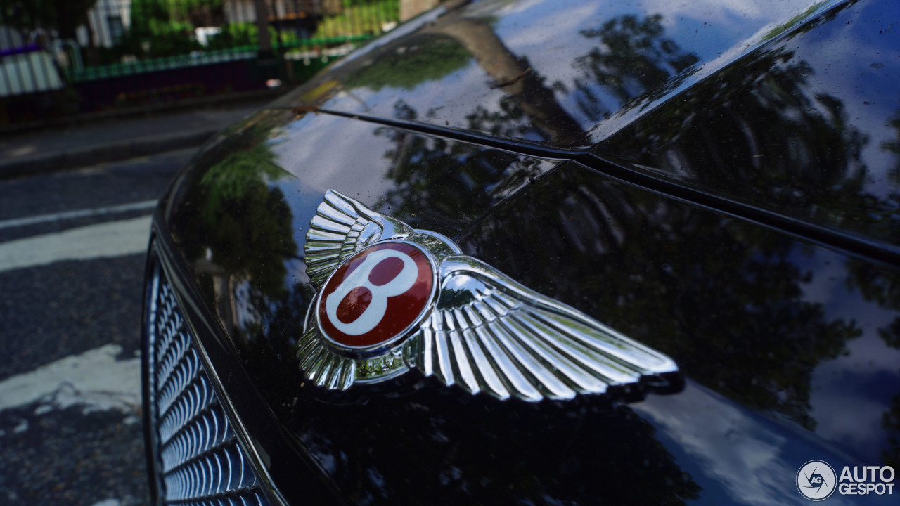 Bentley Flying Spur V8