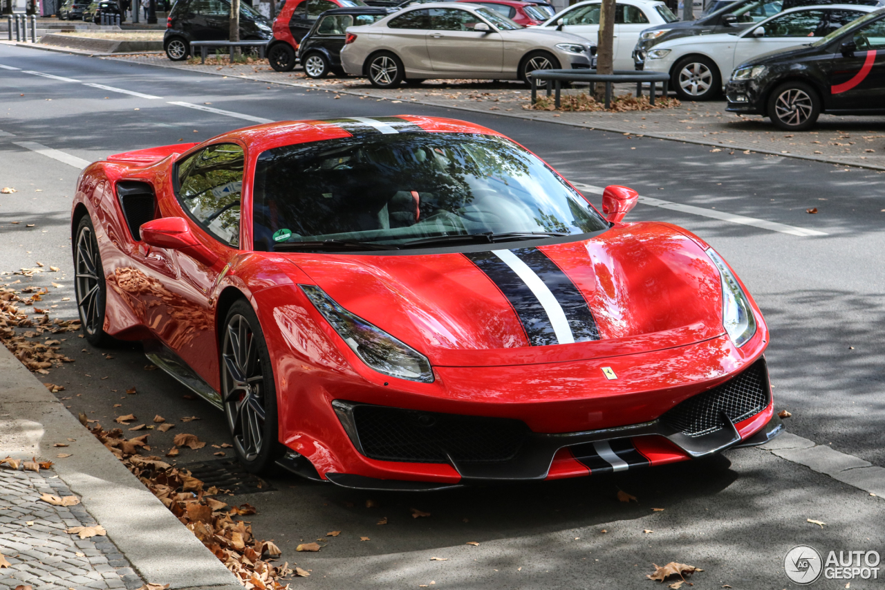 Ferrari 488 Pista