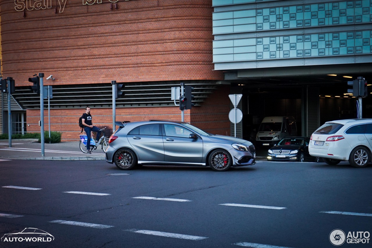 Mercedes-AMG A 45 W176 2015